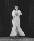 Maxine Doyle, Earl Theater